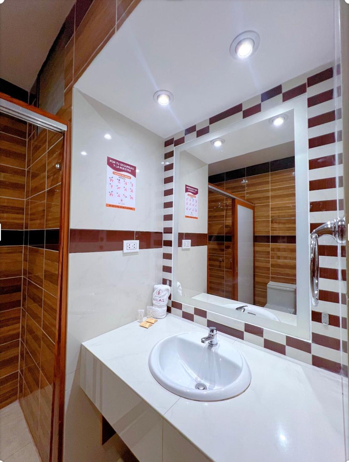 Hotel Nilas Тарапото Екстериор снимка