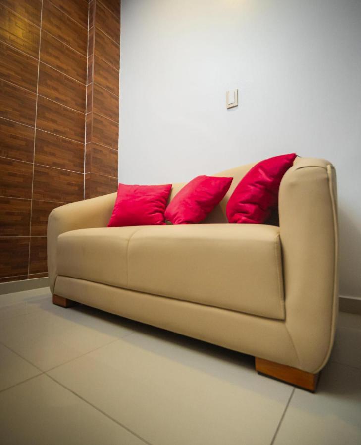 Hotel Nilas Тарапото Екстериор снимка